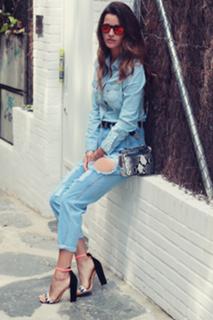 Malena Costa feet photo thumbnail