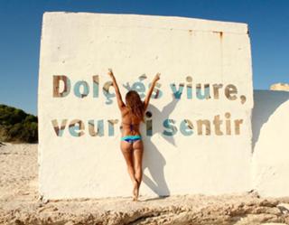 Malena Costa feet photo thumbnail