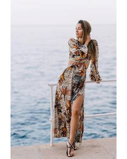 Malena Costa feet photo thumbnail