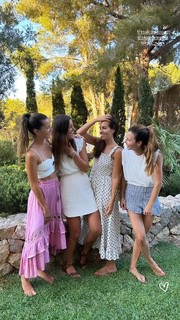 Malena Costa feet photo thumbnail