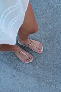 Malena Costa feet photo thumbnail