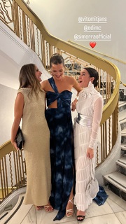 Malena Costa feet photo thumbnail