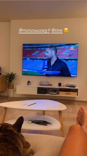 Malena Costa feet photo thumbnail