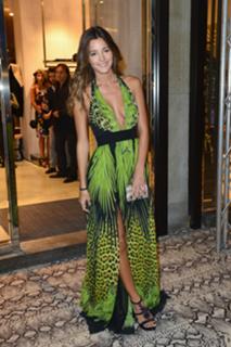 Malena Costa feet photo thumbnail