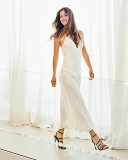 Malena Costa feet photo thumbnail