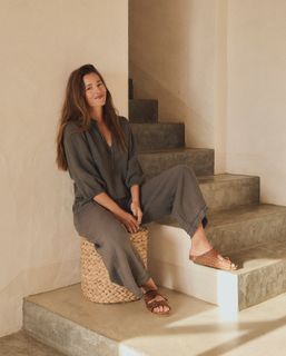 Malena Costa feet photo thumbnail