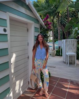 Malena Costa feet photo thumbnail