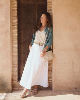 Malena Costa feet photo thumbnail