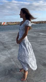 Malena Costa feet photo thumbnail