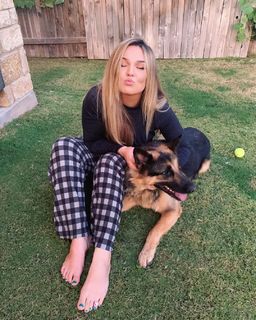 Malena Tudi feet photo 9