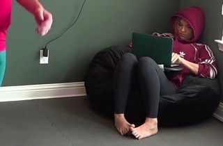 Malena Tudi feet photo 2