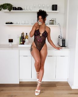 Maleni Cruz feet photo 8
