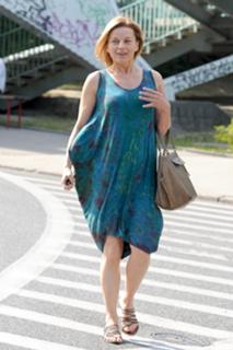 Malgorzata Foremniak feet photo thumbnail