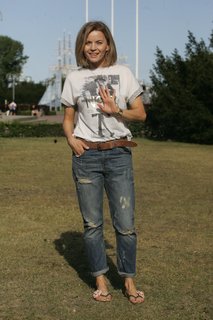 Malgorzata Foremniak feet photo thumbnail