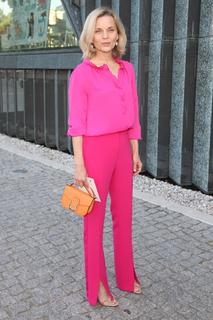 Malgorzata Foremniak feet photo thumbnail