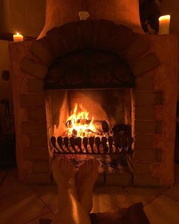 Malgorzata Foremniak feet photo thumbnail