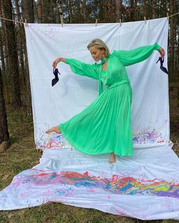 Malgorzata Foremniak feet photo thumbnail