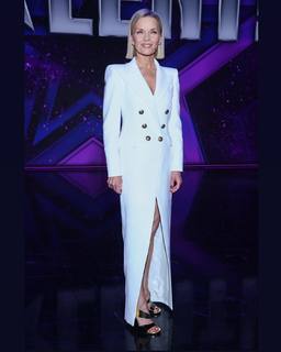 Malgorzata Foremniak feet photo thumbnail