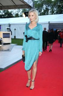 Malgorzata Foremniak feet photo thumbnail