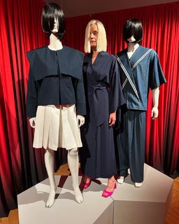 Malgorzata Foremniak feet photo thumbnail