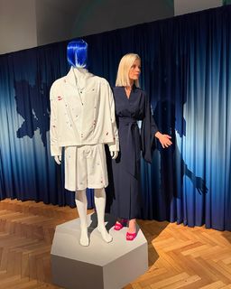 Malgorzata Foremniak feet photo thumbnail