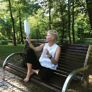 Malgorzata Kozuchowska feet photo thumbnail