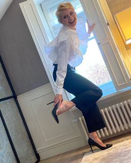 Malgorzata Kozuchowska feet photo thumbnail