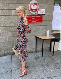 Malgorzata Kozuchowska feet photo thumbnail