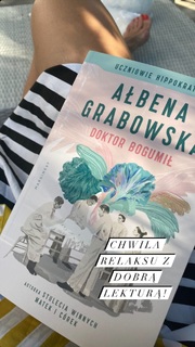 Malgorzata Kozuchowska feet photo thumbnail