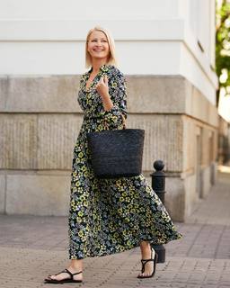 Malgorzata Kozuchowska feet photo thumbnail