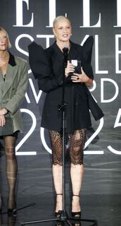 Malgorzata Kozuchowska feet photo thumbnail