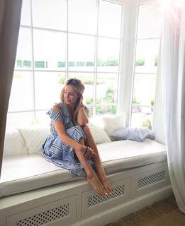 Malgorzata Rozenek feet photo thumbnail