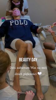 Malgorzata Rozenek feet photo thumbnail
