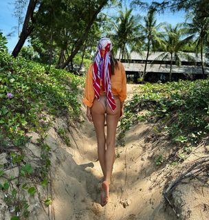 Malgorzata Rozenek feet photo thumbnail