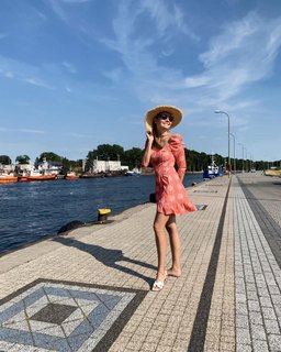 Malgorzata Socha feet photo thumbnail