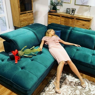 Malgorzata Socha feet photo thumbnail