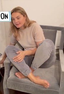 Malgorzata Socha feet photo thumbnail