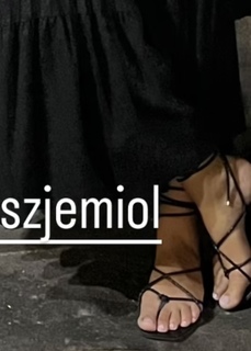 Malgorzata Socha feet photo thumbnail