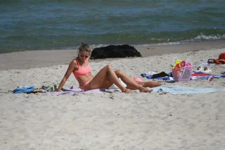 Malgorzata Socha feet photo 3