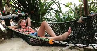 Mali Levi feet photo 6