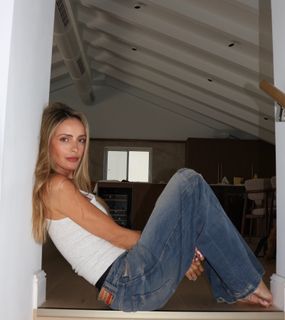 Mali Levi feet photo 3