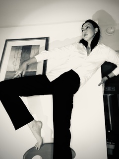 Malia Arrayah feet photo 20
