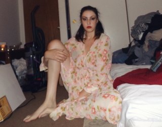 Malia Arrayah feet photo 7