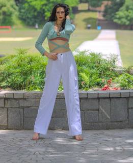 Malia Arrayah feet photo 20
