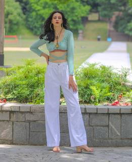 Malia Arrayah feet photo 19