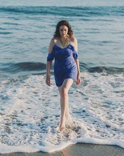 Malia Arrayah feet photo 2