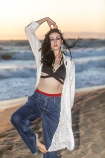 Malia Arrayah feet photo 6
