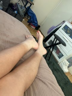 Malia Arrayah feet photo 11