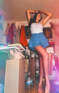 Malia Arrayah feet photo 13