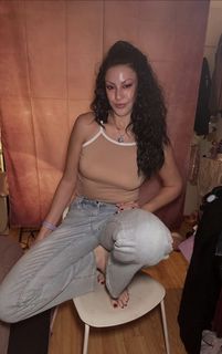Malia Arrayah feet photo 17